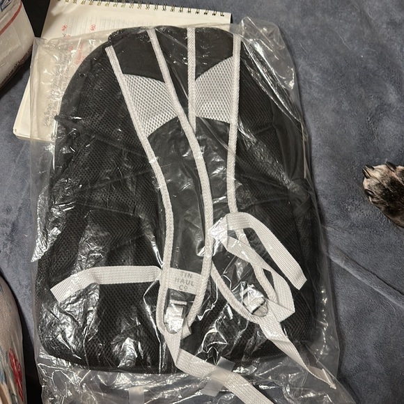 Brand New Tin Haul Backpack - Picture 2 of 2